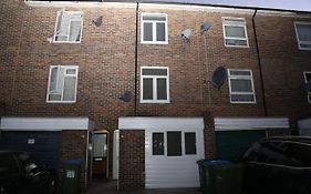 A A Guest Rooms Woolwich